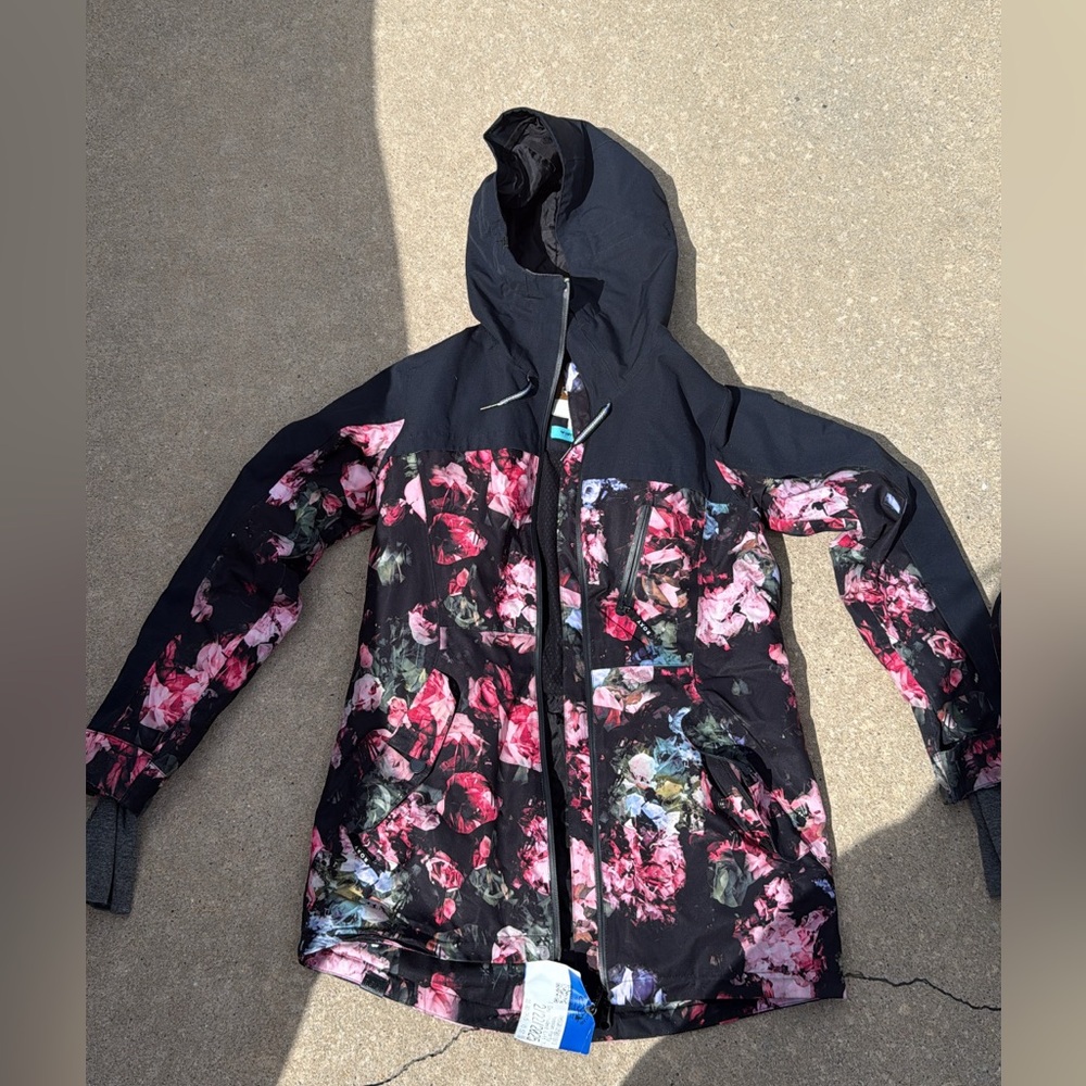 Roxy Black and Pink Floral Ski Jacket